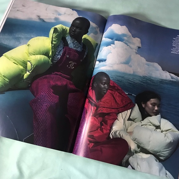 📚💅🏼 Vogue Magazine Lorde Edition October 2021 - Picture 5 of 8